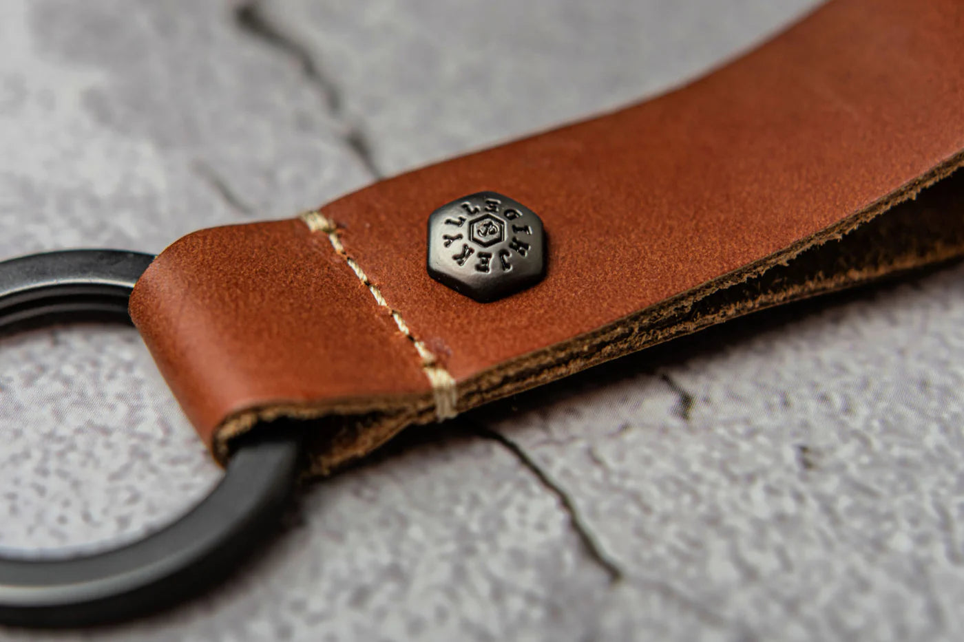 Why Are Leather Luggage Tags a Stylish Travel Accessory?