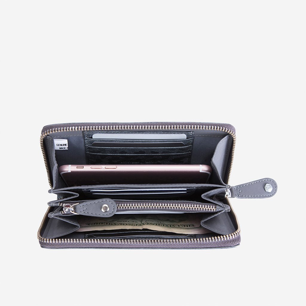 Jekyll and Hide medium zip around purse in shimmer leather, featuring card slots and a compact design, inside image