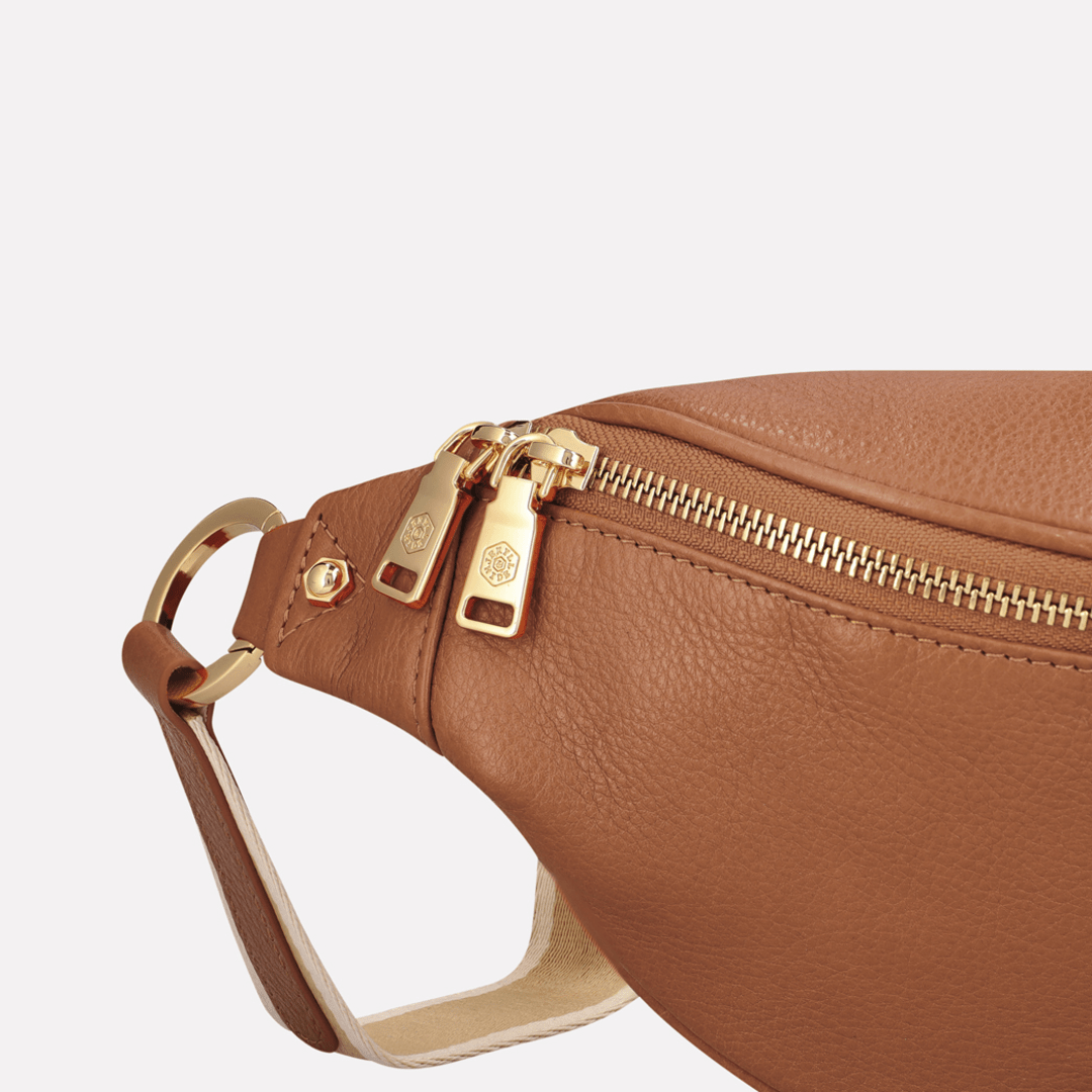 Geneva Ladies Leather Waist Bag