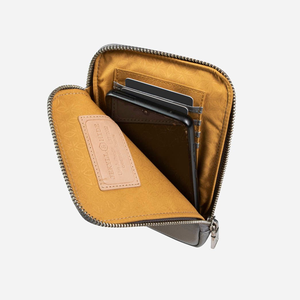 Cellphone Pouch with Strap