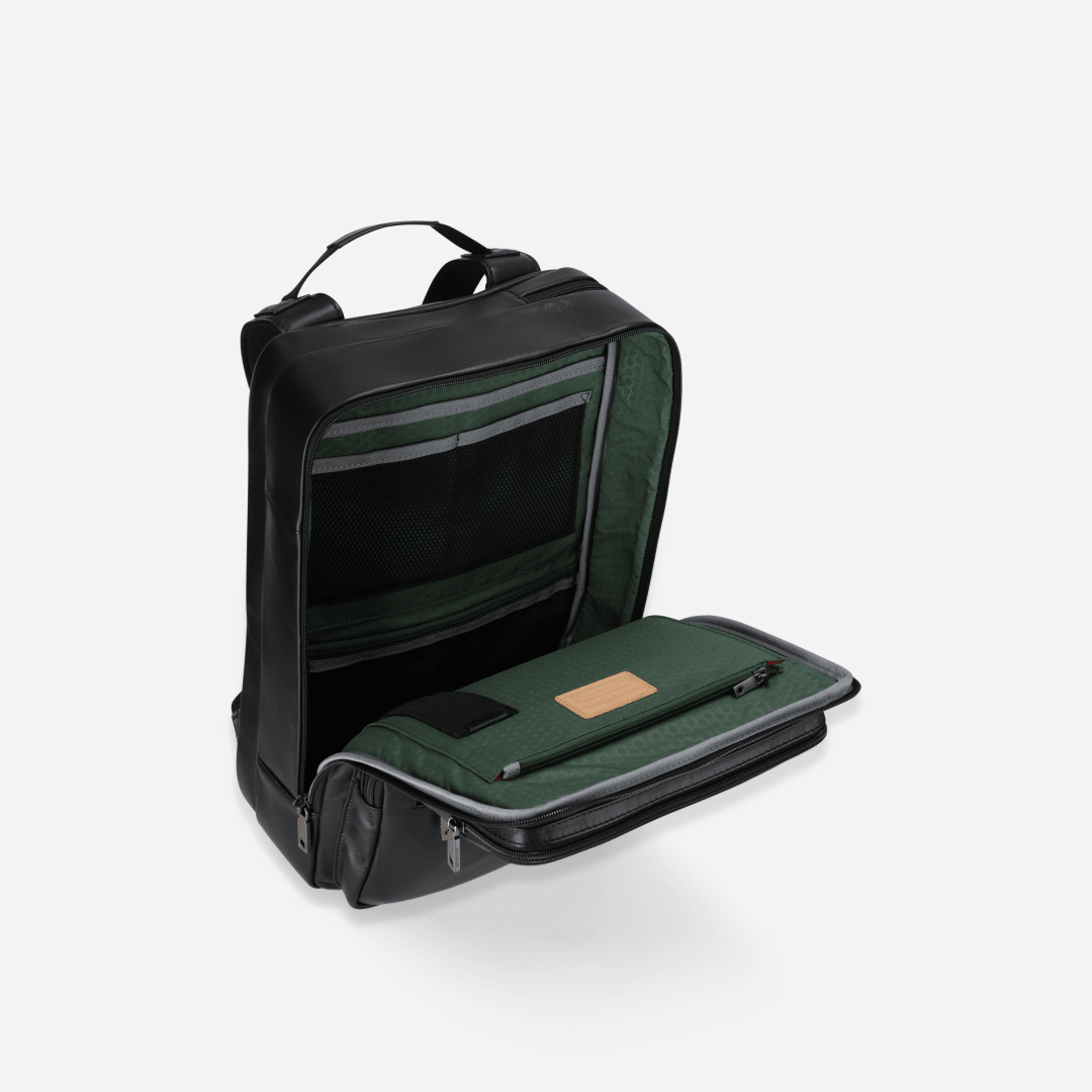 Jekyll and Hide 17-inch travel backpack in Black with padded laptop compartment and adjustable straps, side inside image