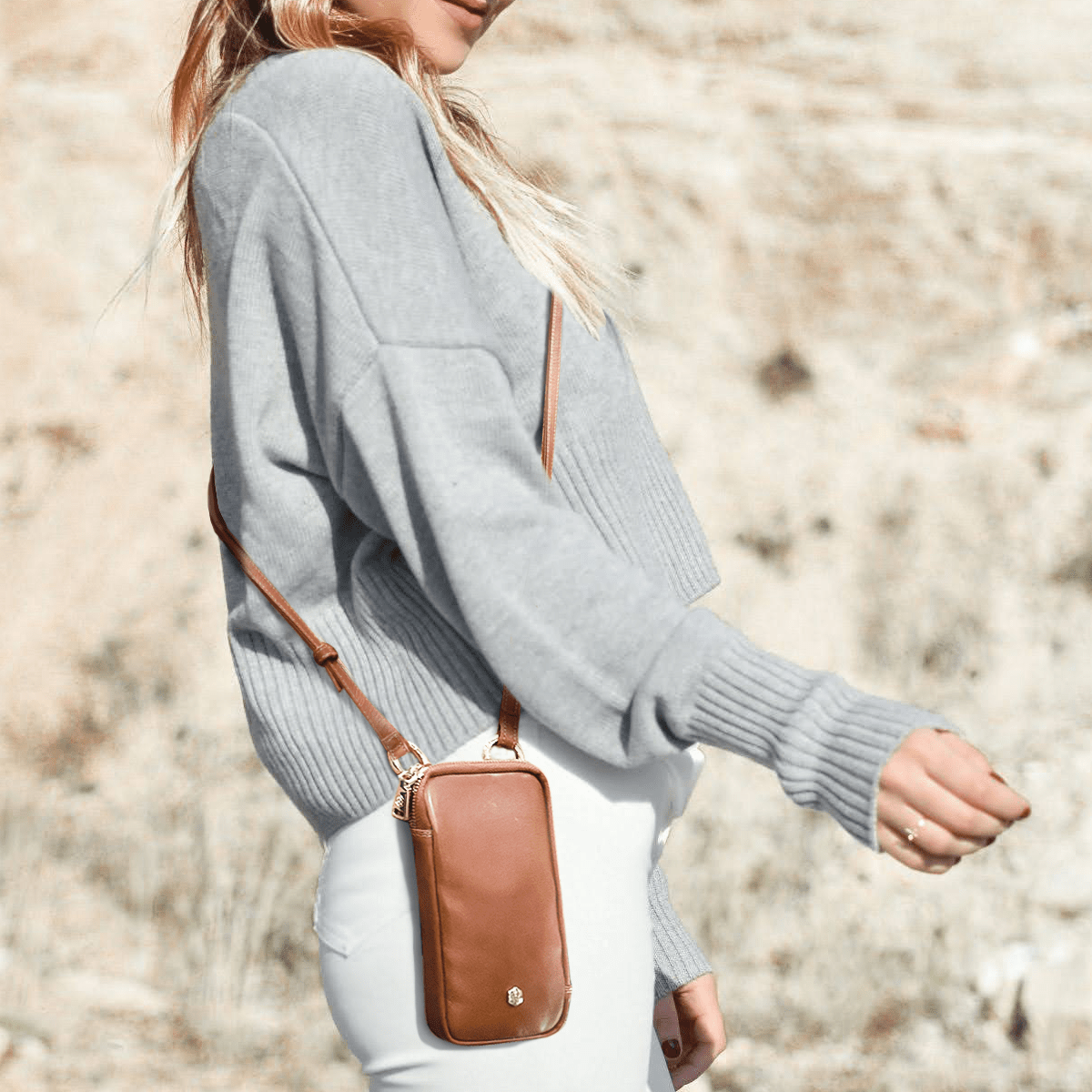 Cellphone Pouch with Strap