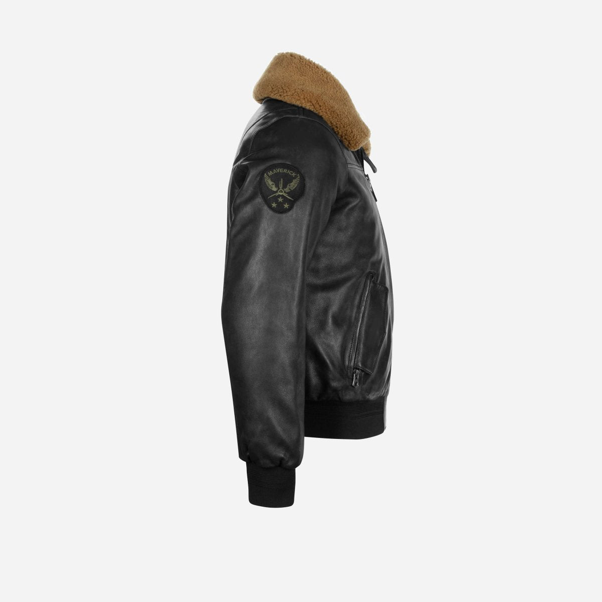 Maverick black men's leather jacket by Jekyll & Hide - stitching detail