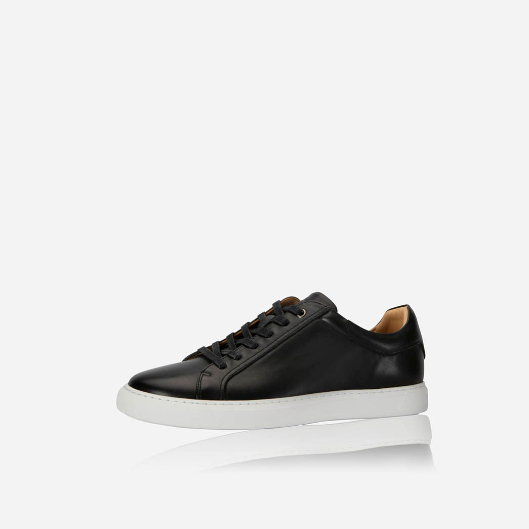 Seattle Leather Sneaker