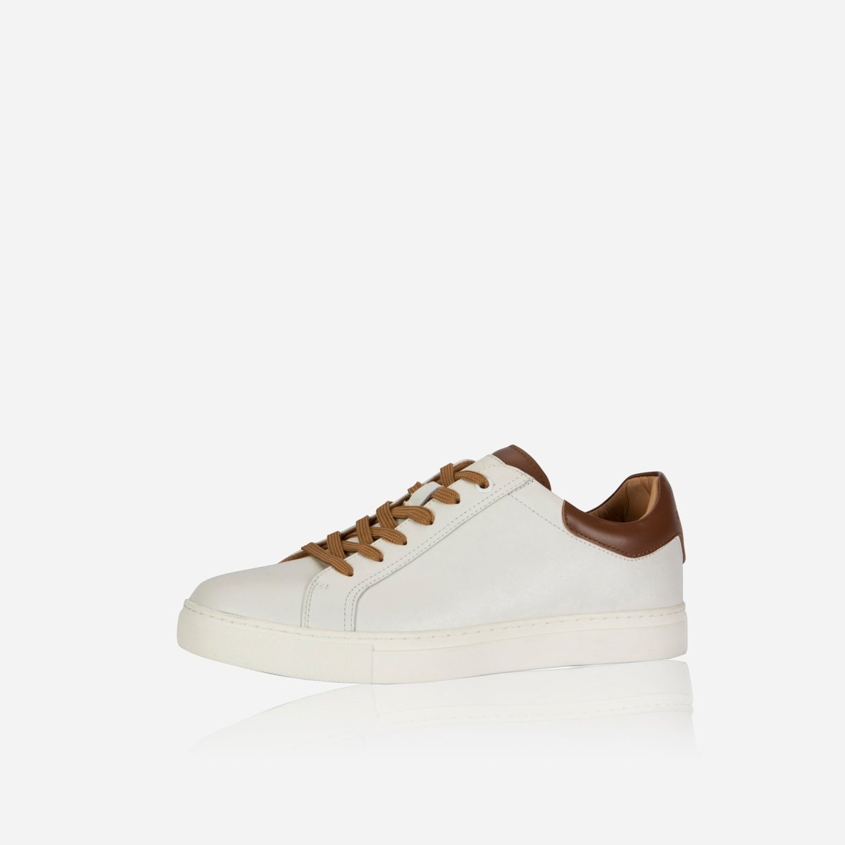 Seattle Leather Sneaker