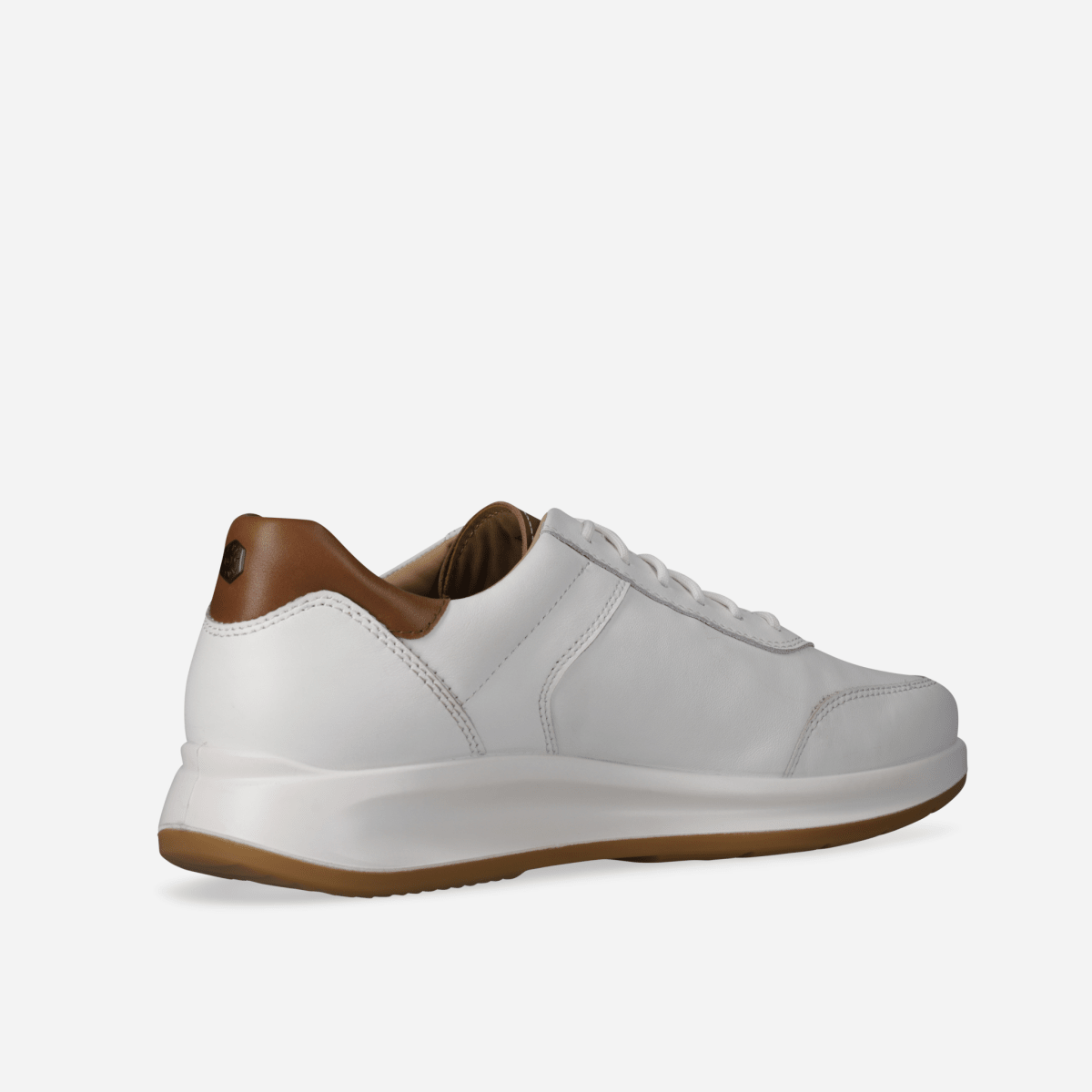 CLIFTON black men's leather sneakers by Jekyll & Hide - close-up detail
