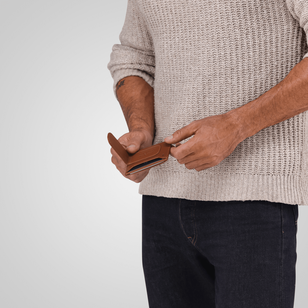 Norwegian tan men's leather card holder by Jekyll & Hide - product image 12