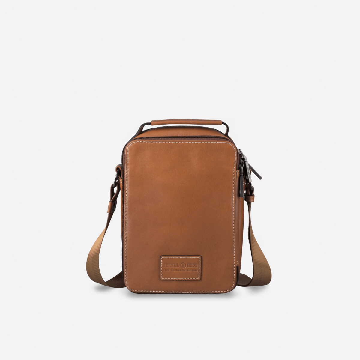 OXFORD black men's leather crossbody bag by Jekyll & Hide - close-up detail
