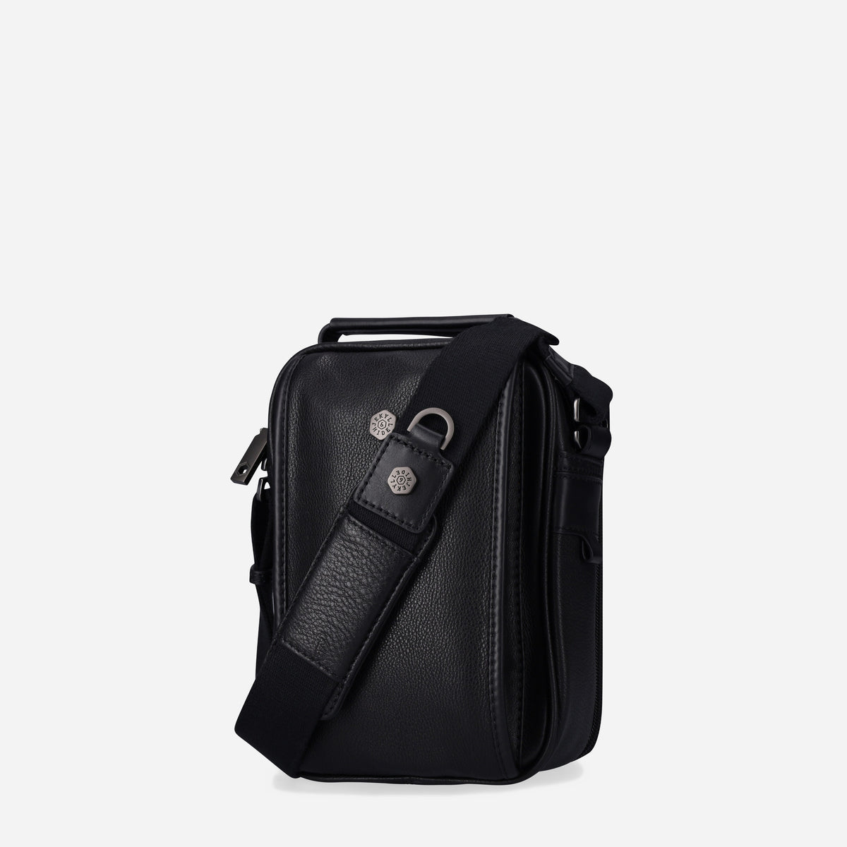 Detailed Crossbody