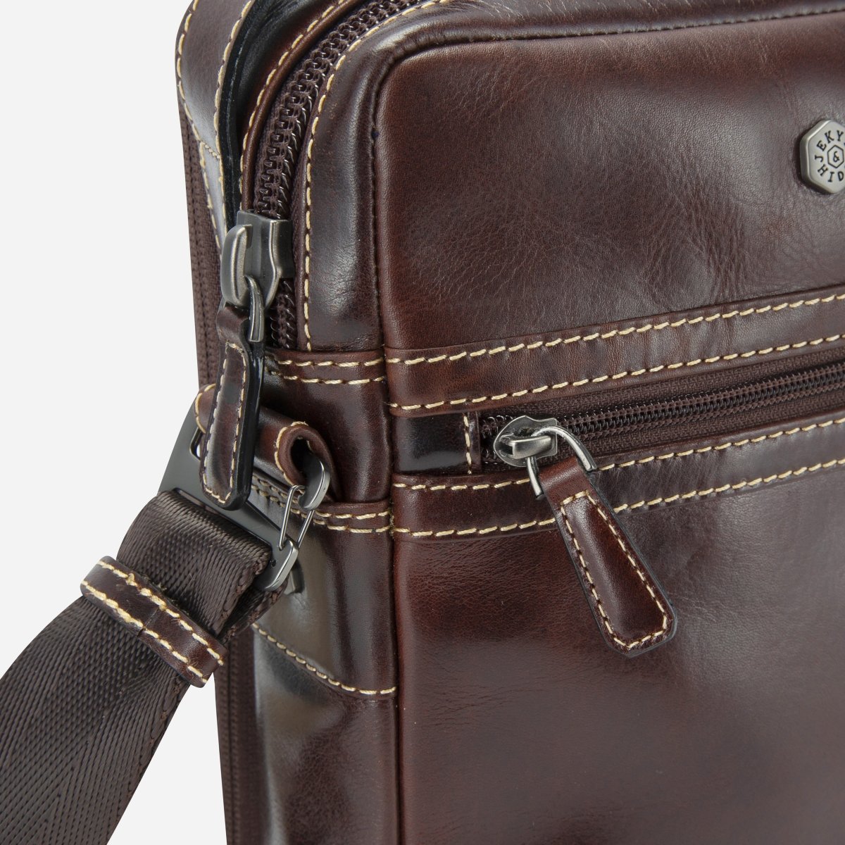 Norwegian Men's Leather Crossbody Organiser | Jekyll & Hide SA Norwegian Men's Leather Crossbody Organiser | Jekyll & Hide SA