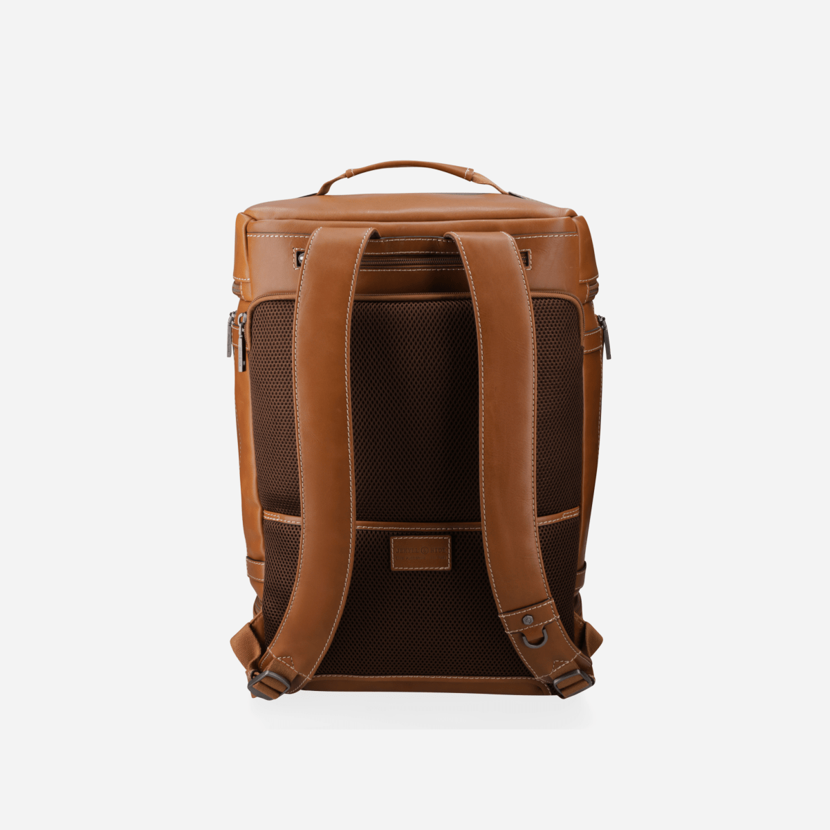 MONTANA full-grain leather backpack by Jekyll & Hide - close-up detail