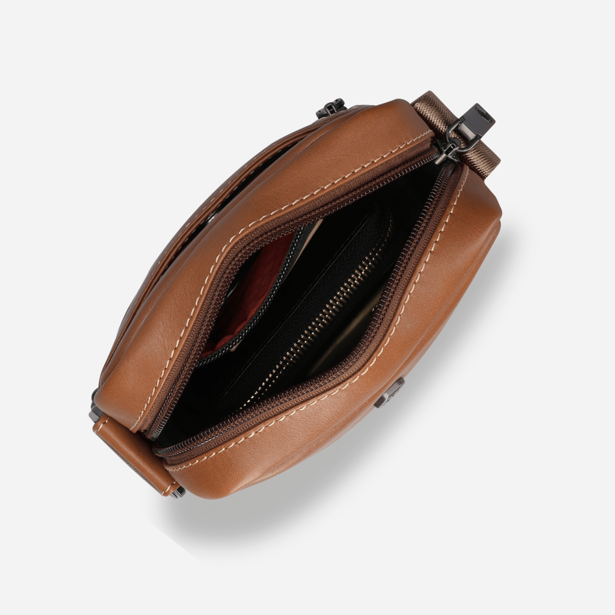 OXFORD black leather crossbody bag by Jekyll & Hide - product image 14