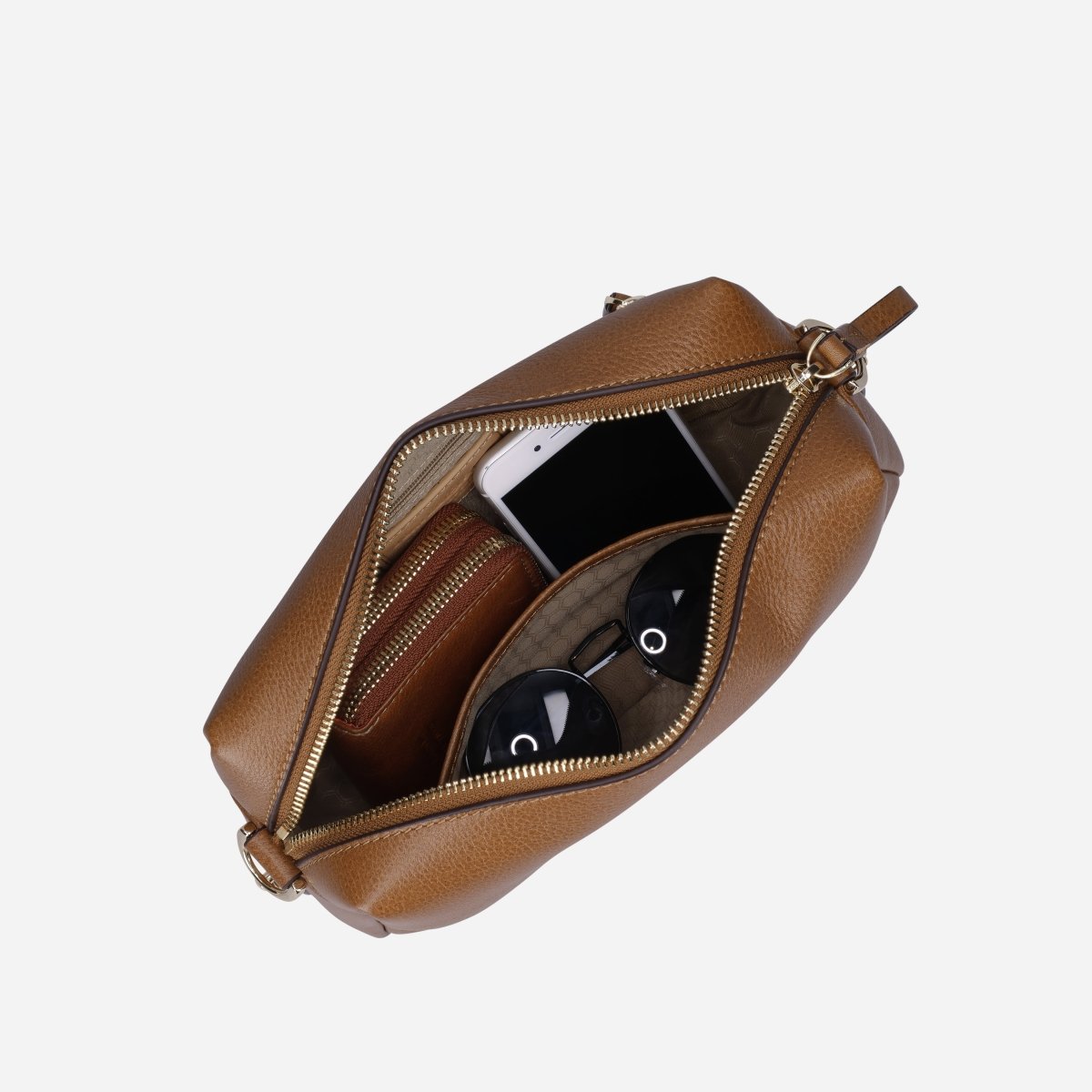 Tan leather crossbody bag, front view – Jekyll & Hide