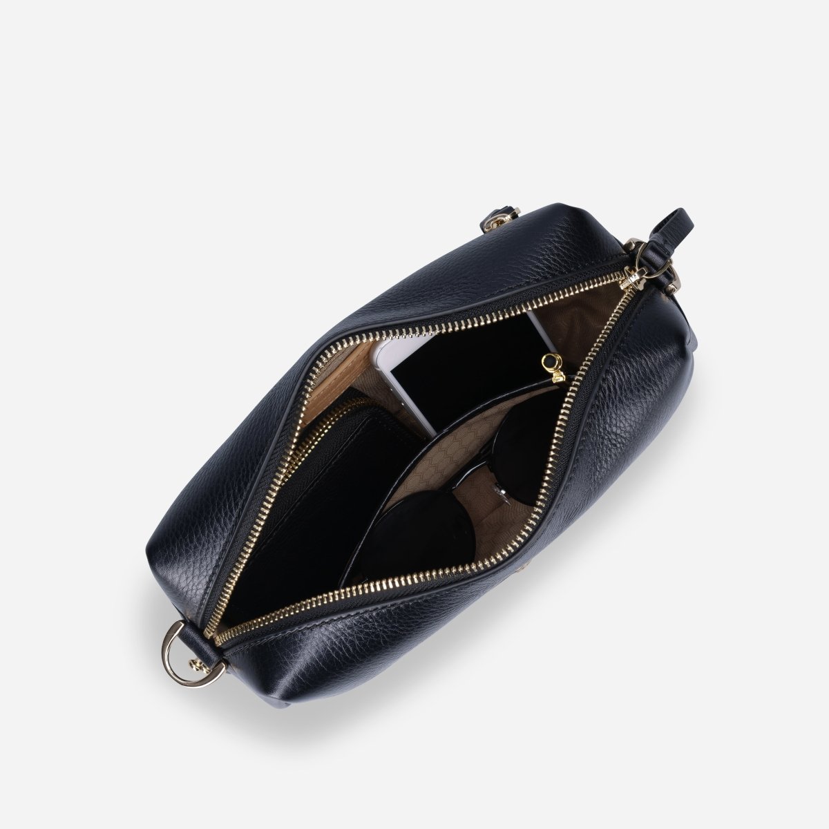 Black leather crossbody bag, front view – Jekyll & Hide