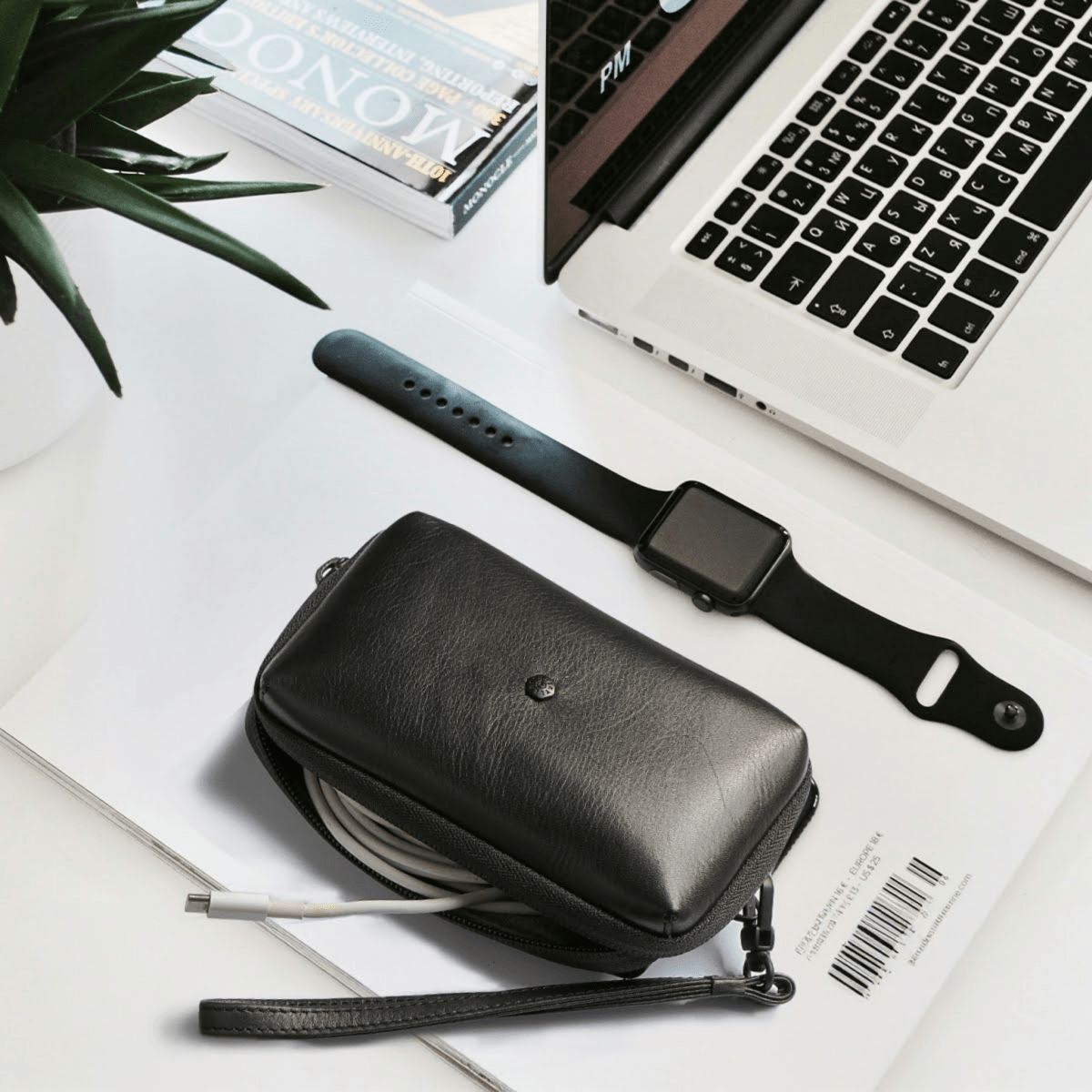 Norwegian black cable organiser by Jekyll & Hide - product image 21