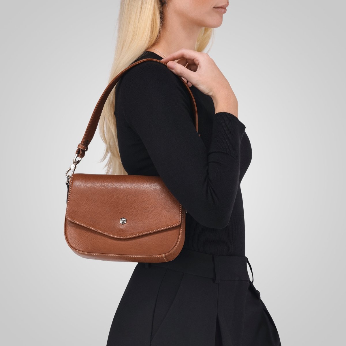 Paris black women's leather wallets and purses by Jekyll & Hide - product image 11