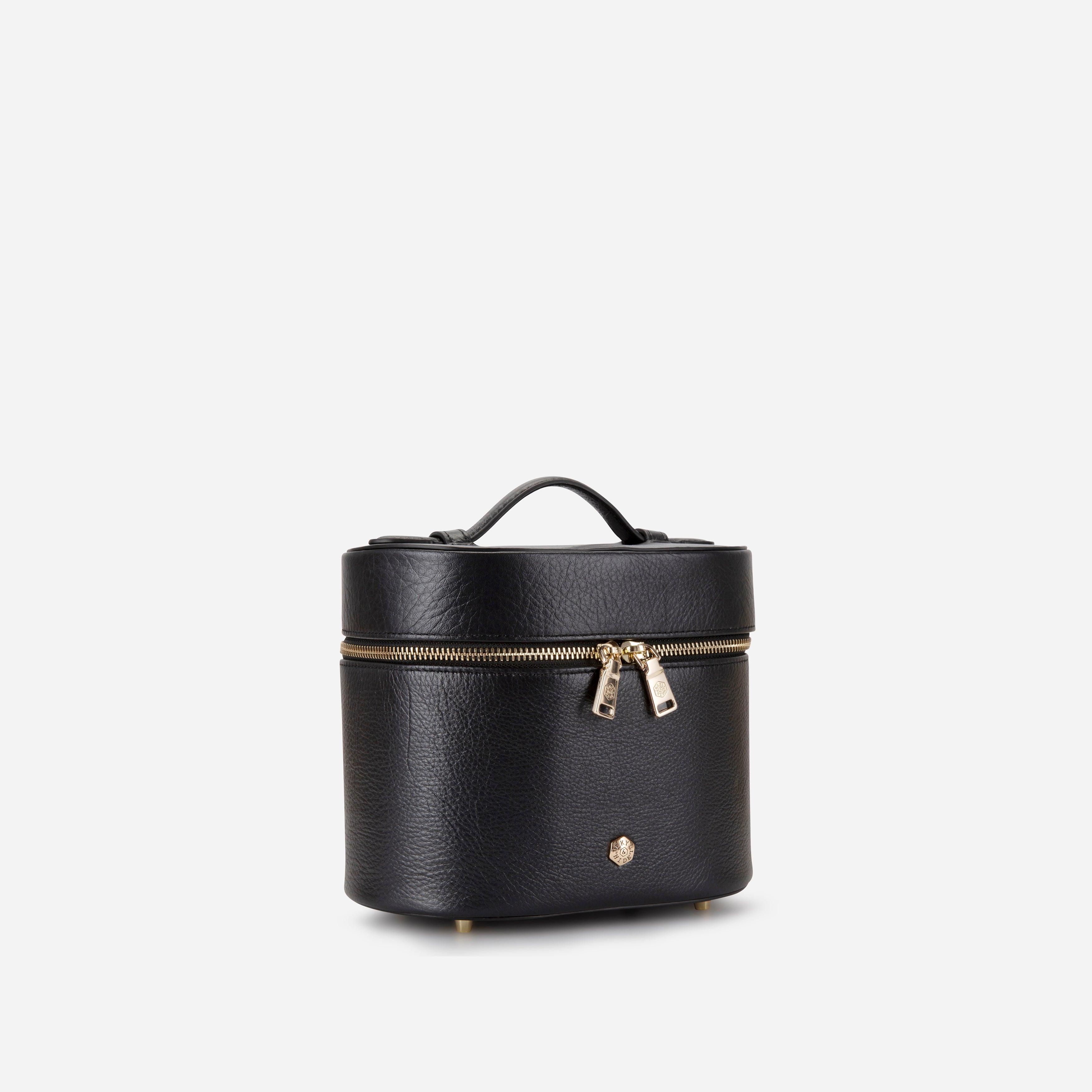 Jekyll & Hide Geneva Vanity Case in Black, three-quarter side view