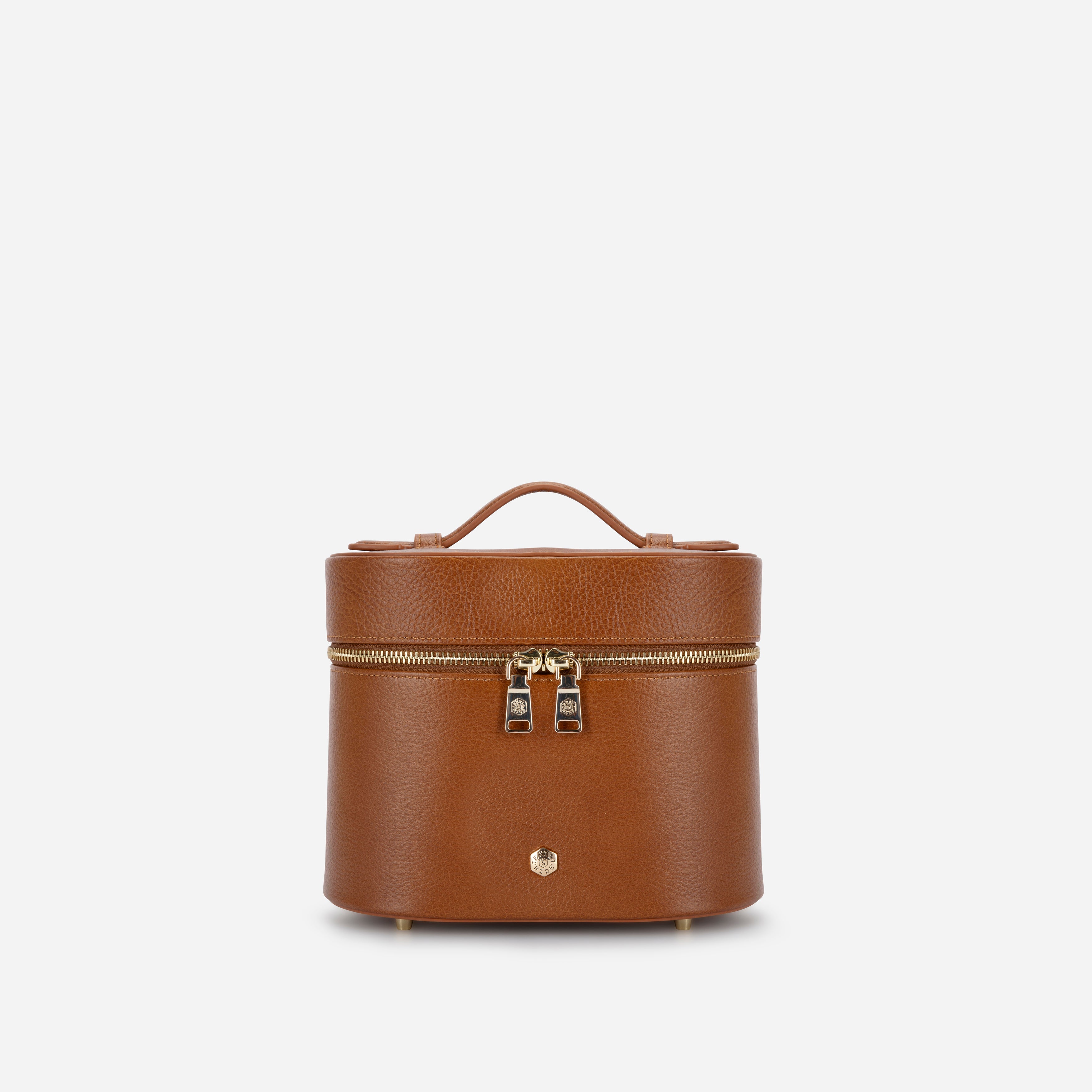 Jekyll & Hide Geneva Vanity Case in Tan, front view with the horseshoe zip and top handle