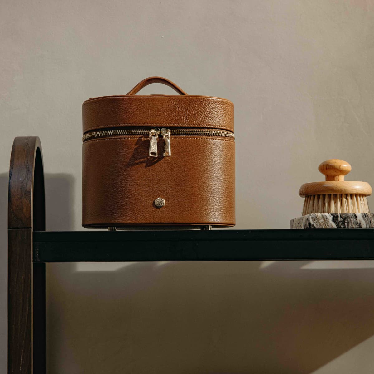 Geneva Vanity Case