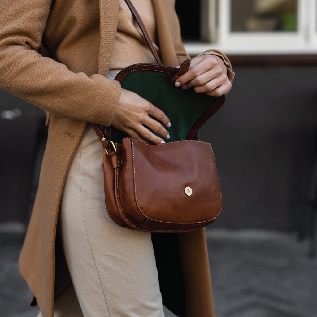 Petite Ladies Crossover Handbag, Colt - Jekyll and Hide SA